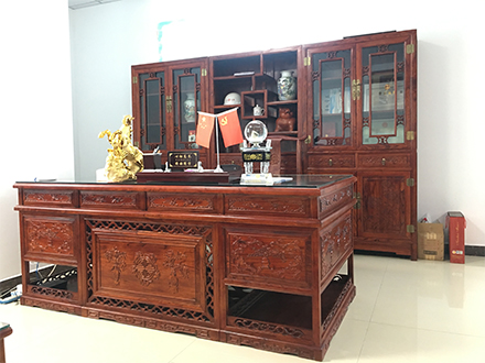 <b>经理办公室</b>